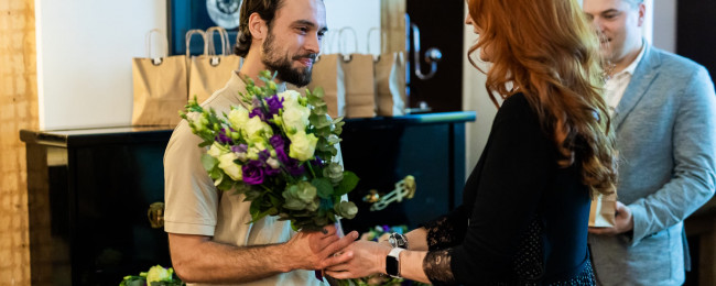 Rīgas 1. Tālmācības vidusskolas mūzikas videoklipa prezentācija