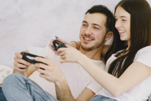 Kas kopīgs videospēlēm un mācībām? + TESTS